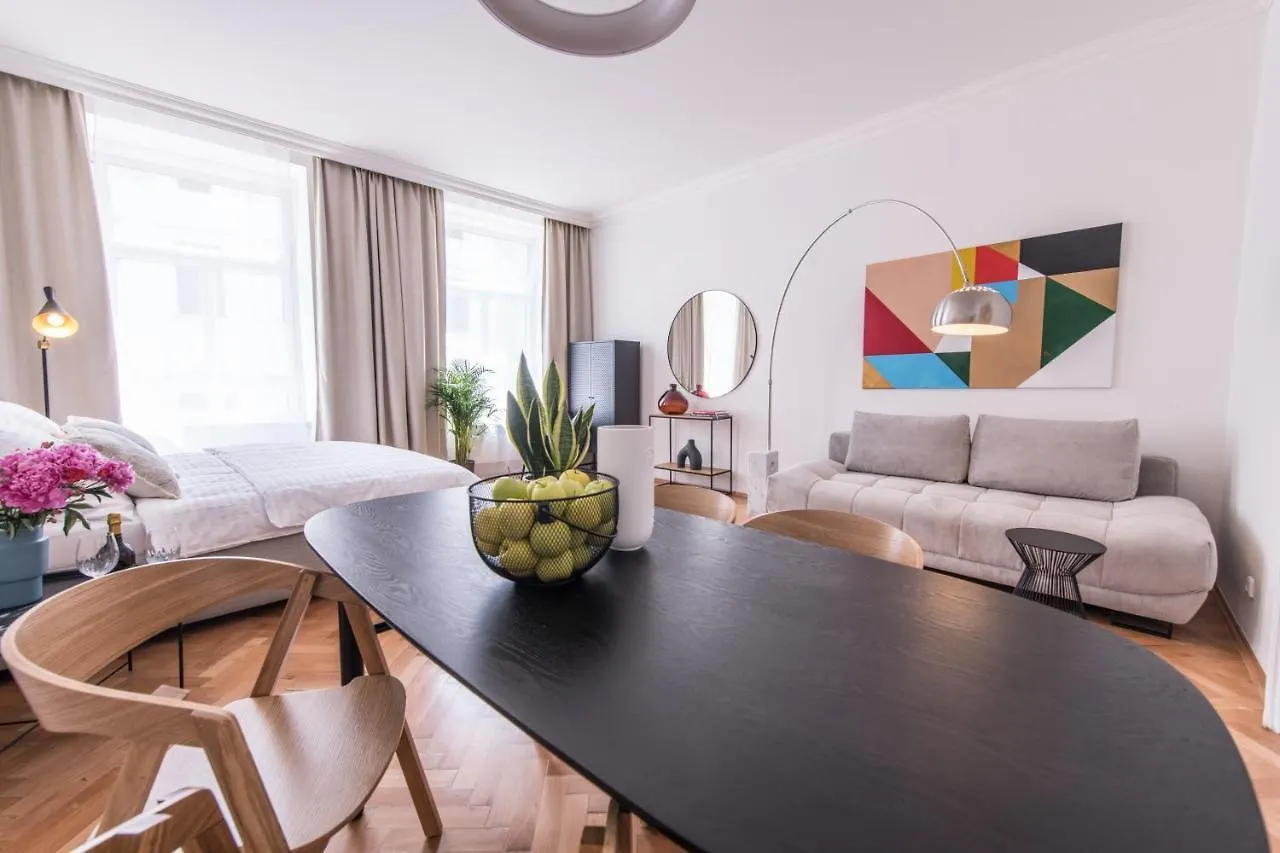 New Design Apt - Central Location Wenceslas Square Prag